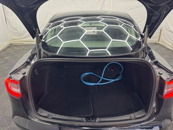 Tesla Model 3 (Dual Motor) Long Range Auto 4WDE 4dr