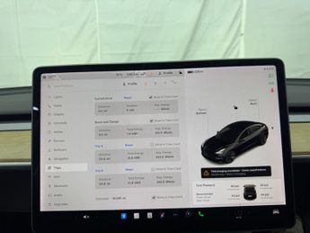 Tesla Model 3 (Dual Motor) Long Range Auto 4WDE 4dr