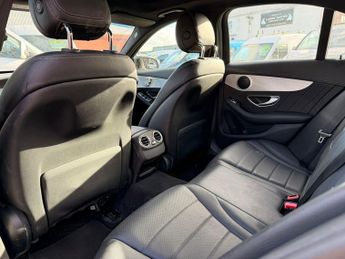 Mercedes-Benz C Class 2.1 C220d AMG Line (Premium) 7G-Tronic+ Euro 6 (s/s) 4dr