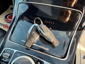 Mercedes-Benz C Class 2.1 C220d AMG Line (Premium) 7G-Tronic+ Euro 6 (s/s) 4dr