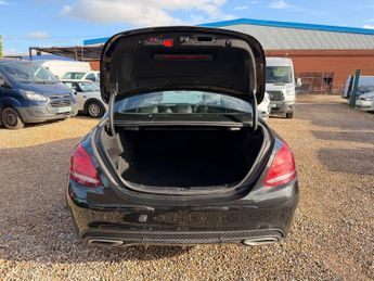 Mercedes-Benz C Class 2.1 C220d AMG Line (Premium) 7G-Tronic+ Euro 6 (s/s) 4dr