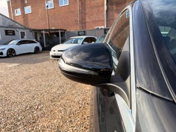 Mercedes-Benz C Class 2.1 C220d AMG Line (Premium) 7G-Tronic+ Euro 6 (s/s) 4dr