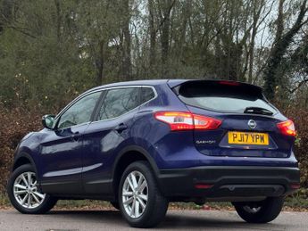 Nissan Qashqai 1.2 DIG-T Acenta XTRON 2WD Euro 6 (s/s) 5dr