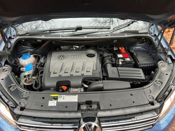 Volkswagen Touran 1.6 TDI SE DSG Euro 5 5dr