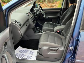 Volkswagen Touran 1.6 TDI SE DSG Euro 5 5dr