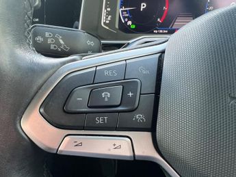 Volkswagen Polo 1.0 TSI R-Line DSG Euro 6 (s/s) 5dr