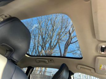 Volvo V40 2.0 D3 Inscription Edition Auto Euro 6 (s/s) 5dr