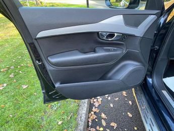 Volvo XC90 2.0 D5 Momentum Geartronic 4WD Euro 6 (s/s) 5dr