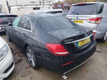 Mercedes-Benz E Class 2.0 E220d AMG Line Saloon 4dr Diesel G-Tronic+ Euro 6 (s/s) (194