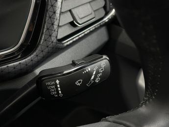 Volkswagen T-Cross 1.0 TSI SEL DSG Euro 6 (s/s) 5dr