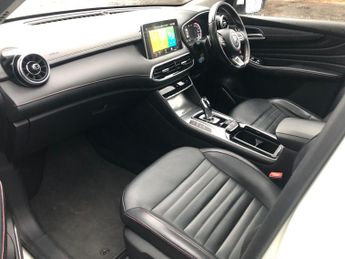MG MG HS 1.5 T-GDI Exclusive DCT Euro 6 (s/s) 5dr