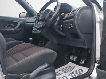 Skoda Fabia 1.4 TSI vRS Hatchback 5dr Petrol DSG Euro 5 (180 ps)