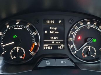 Skoda Fabia 1.4 TSI vRS Hatchback 5dr Petrol DSG Euro 5 (180 ps)