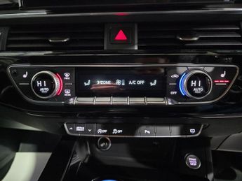 Audi A4 Avant 2.0 TFSI 35 Black Edition S Tronic Euro 6 (s/s) 5dr