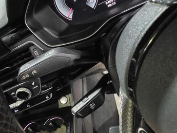 Audi A4 Avant 2.0 TFSI 35 Black Edition S Tronic Euro 6 (s/s) 5dr