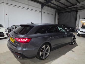 Audi A4 Avant 2.0 TFSI 35 Black Edition S Tronic Euro 6 (s/s) 5dr