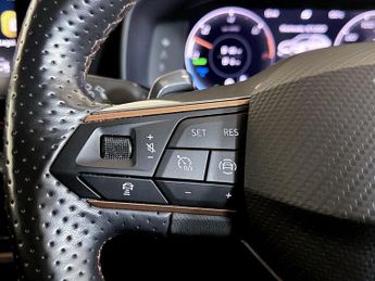 CUPRA Formentor 1.4 eHybrid 12.8kWh V1 DSG Euro 6 (s/s) 5dr