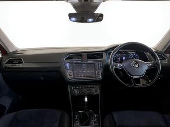 Volkswagen Tiguan 2.0 TDI BlueMotion Tech SEL DSG Euro 6 (s/s) 5dr