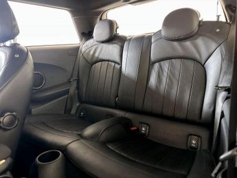 MINI Hatch 1.5 Cooper Exclusive Steptronic Euro 6 (s/s) 3dr