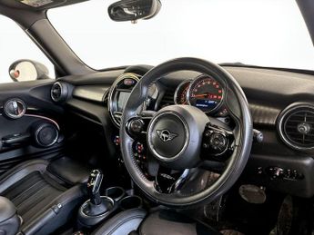 MINI Hatch 1.5 Cooper Exclusive Steptronic Euro 6 (s/s) 3dr