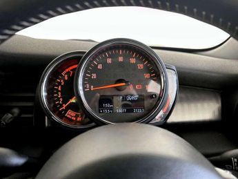 MINI Hatch 1.5 Cooper Exclusive Steptronic Euro 6 (s/s) 3dr