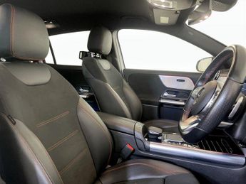 Mercedes-Benz EQA EQA 350 66.5kWh AMG Line Auto 4MATIC 5dr