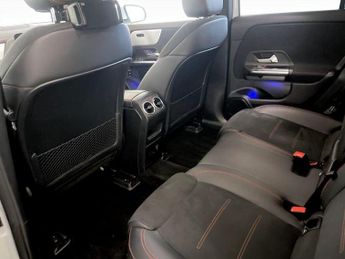 Mercedes-Benz EQA EQA 350 66.5kWh AMG Line Auto 4MATIC 5dr