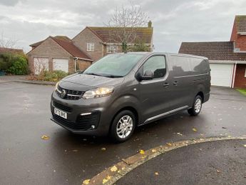 Vauxhall Vivaro 2.0 Turbo D 3100 Sportive L2 H1 Euro 6 (s/s) 5dr