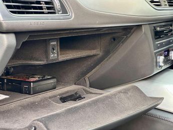 Audi A6 Saloon 2.0 TDI ultra S line S Tronic Euro 6 (s/s) 4dr