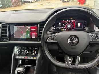 Skoda Kodiaq 2.0 TDI SportLine DSG 4WD Euro 6 (s/s) 5dr (7 Seat)