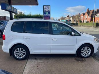Volkswagen Touran 2.0 TDI SE DSG Euro 5 5dr