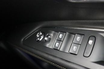 Peugeot 3008 1.2 PureTech GT Premium EAT Euro 6 (s/s) 5dr