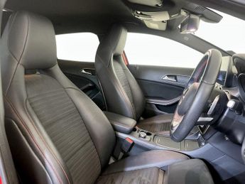 Mercedes-Benz GLA 1.6 GLA180 AMG Line Edition 7G-DCT Euro 6 (s/s) 5dr