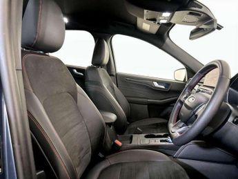 Ford Kuga 2.5 Duratec 14.4kWh ST-Line Edition CVT Euro 6 (s/s) 5dr