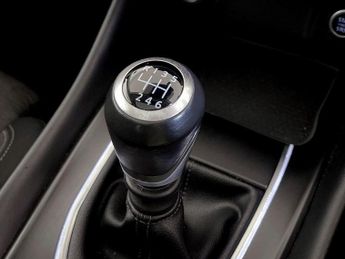 Nissan Qashqai 1.3 DIG-T MHEV N-Connecta Euro 6 (s/s) 5dr