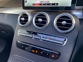 Mercedes-Benz GLC 2.0 GLC300d AMG Line (Premium Plus) G-Tronic+ 4MATIC Euro 6 (s/s
