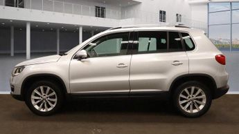 Volkswagen Tiguan 2.0 TDI BlueMotion Tech SE DSG 4WD Euro 5 (s/s) 5dr