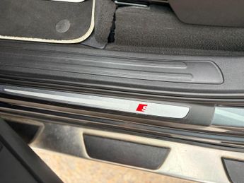 Audi Q7 3.0 TDI V6 S line Tiptronic quattro Euro 5 5dr