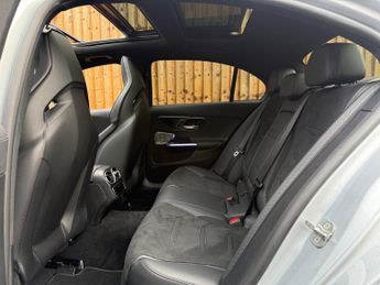 Mercedes-Benz C Class 2.0 C63 6.1kWh AMG S E Performance Carbon Edition SpdS MCT 4MATI