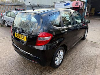 Honda Jazz 1.4 i-VTEC ES Hatchback 5dr Petrol CVT Euro 5 (99 ps)
