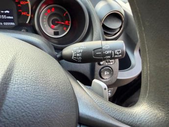 Honda Jazz 1.4 i-VTEC ES Hatchback 5dr Petrol CVT Euro 5 (99 ps)