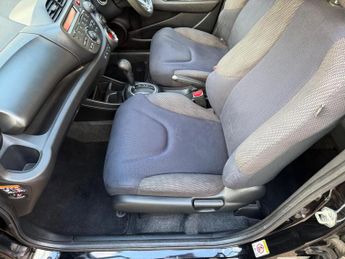 Honda Jazz 1.4 i-VTEC ES Hatchback 5dr Petrol CVT Euro 5 (99 ps)