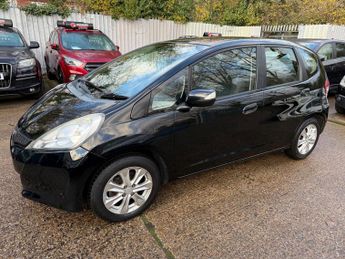Honda Jazz 1.4 i-VTEC ES Hatchback 5dr Petrol CVT Euro 5 (99 ps)