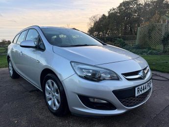 Vauxhall Astra 1.3 CDTi ecoFLEX Design Sports Tourer Euro 5 (s/s) 5dr