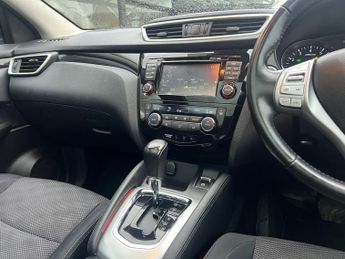 Nissan Qashqai 1.2 DIG-T N-Connecta XTRON 2WD Euro 6 (s/s) 5dr