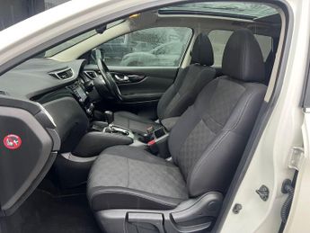 Nissan Qashqai 1.2 DIG-T N-Connecta XTRON 2WD Euro 6 (s/s) 5dr