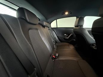 Mercedes-Benz A Class 1.5 A180d Sport (Executive) 7G-DCT Euro 6 (s/s) 5dr