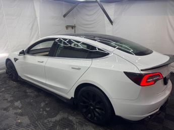 Tesla Model 3 (Dual Motor) Long Range Auto 4WDE 4dr