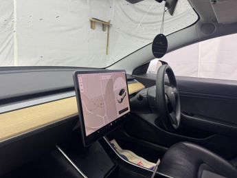 Tesla Model 3 (Dual Motor) Long Range Auto 4WDE 4dr