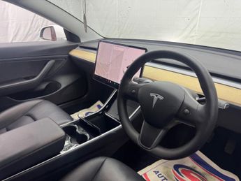 Tesla Model 3 (Dual Motor) Long Range Auto 4WDE 4dr